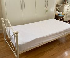 single bed