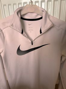 ladies nike running top