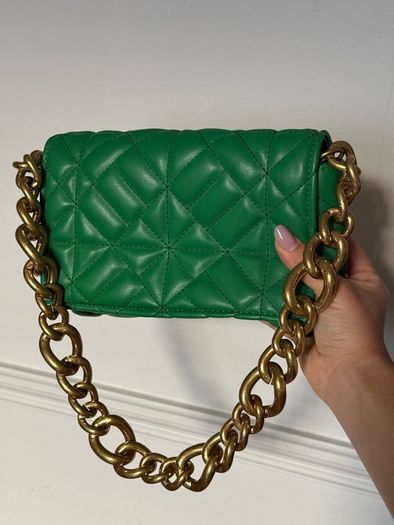 Zara Green Quilted Shoulder Bag with Gold Large Chain