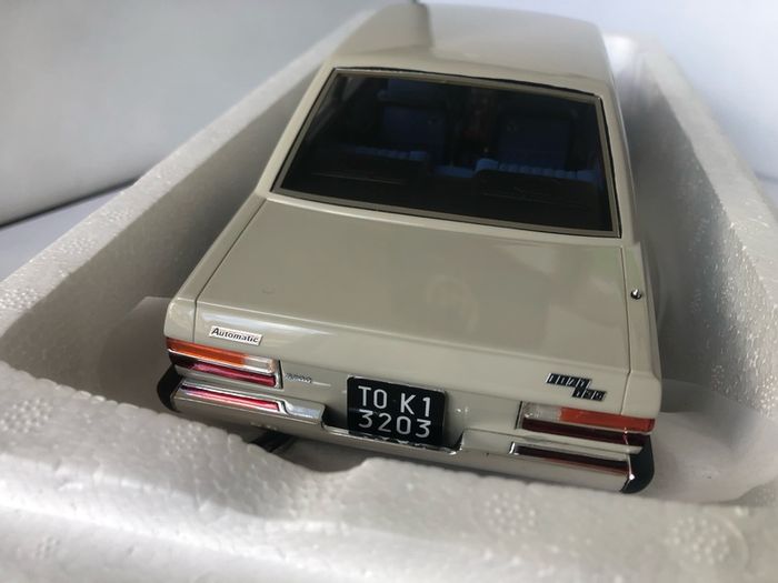 model cars Autoart, minichamps, Otto, Norev etc