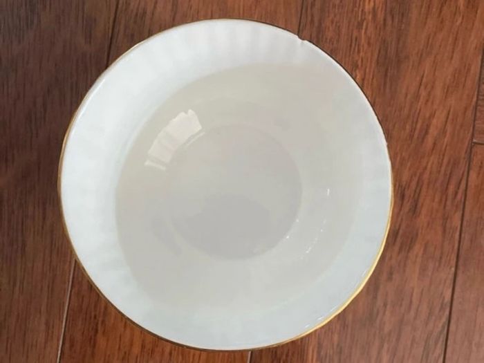 Royal Tara Fine Bone China Sugar Bowel