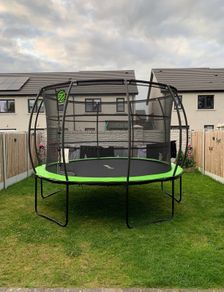 trampoline 14ft