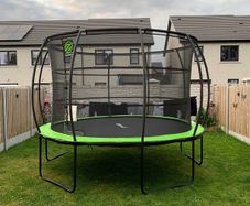 trampoline 14ft