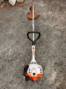 STIHL FS 50 C-E petrol strimmer
