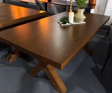 Chestnut Oak Dining Table, Like New