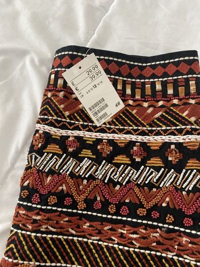 H&M mini skirt new with tags