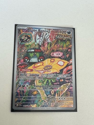 Batch of pokemon cards