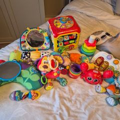 Baby / Newborn Toys Bundle  (0-1) including Little Tikes Crab & Vtech activity cube