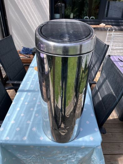Brabantia bin
