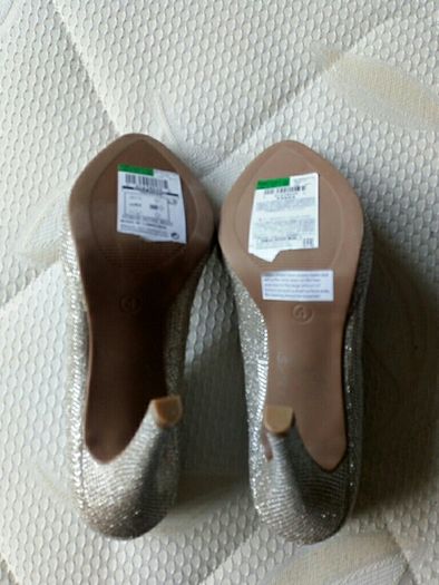 BNWT M&S Metallic Size 4 High Heeled Shoes