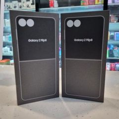 Samsung Z Flip 8 256GB