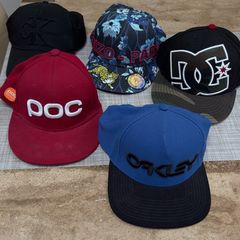 Caps Calvin Klein, POC, Oakley, Kenzo, D&C