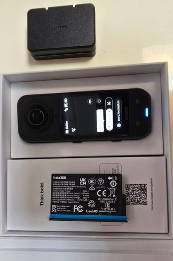 insta 360 x5 full kit