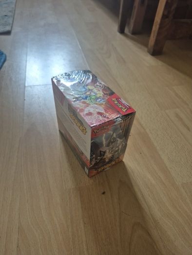 Pokemon surging sparks