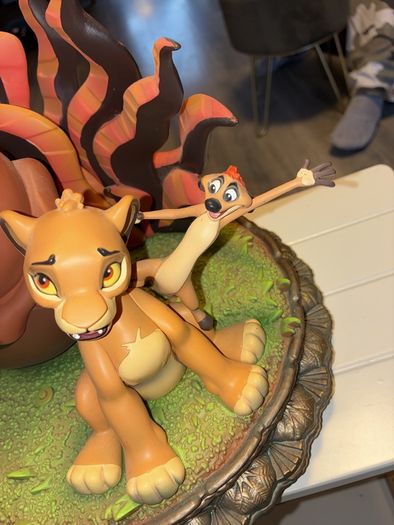 Rare lion king musical figurine