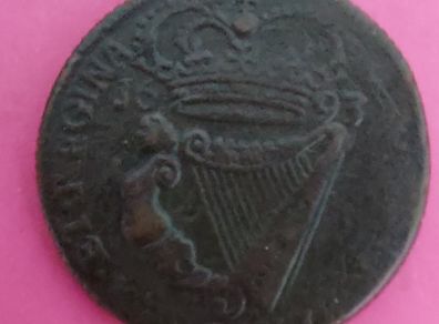 IRELAND 1693 William and Mary Half Penny Coin in Extremely Fine condition