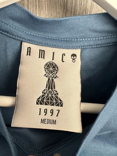 Amico T-Shirt - Medium
