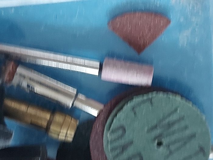 Challenge Extreme Corded Rotary Tool Kit MRT6581 in excellent condition with case and accessories