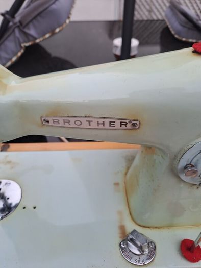 sewing machine