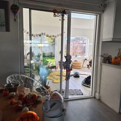 Sliding door