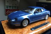 Maserati 3200 Scale 1/18 Burago Wood base