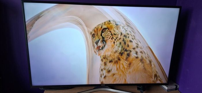 Samsung UE50 MU6120K 50"