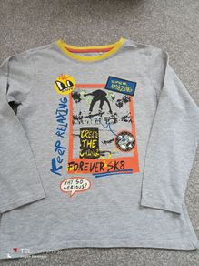 boy's top. Age 7/8
