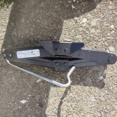 Nissan jack good condition