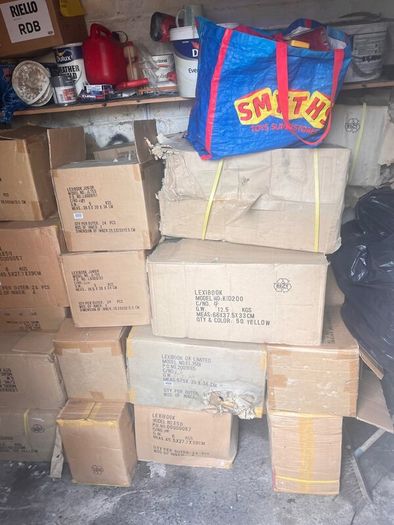 Large Amount Of Stock 35 Euro 100 Items