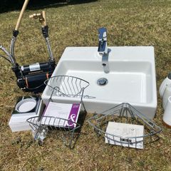Basin, Shower pump & accessories