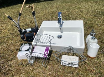 Basin, Shower pump & accessories