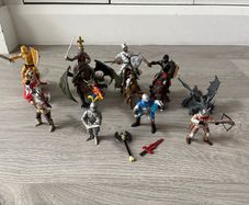 Assortment of Knights & Dragons