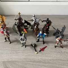 Assortment of Knights & Dragons