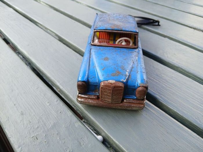 Tinplate Mercedes