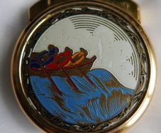 Vintage Ladies Zenith Round Enamel Lighter