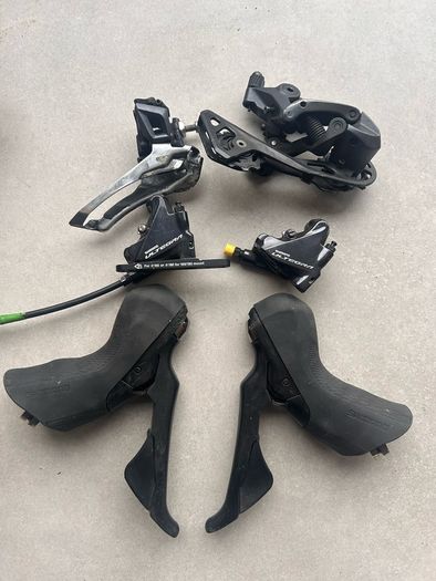 Shimano Ultegra R8020 / R8000 11-Speed Disc Groupset