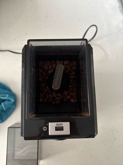 Sage Bambino Plus Espresso Machine & DeLonghi Coffee Grinder