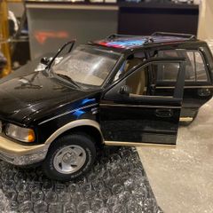 Model 1/18