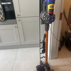 dyson v8 absolute
