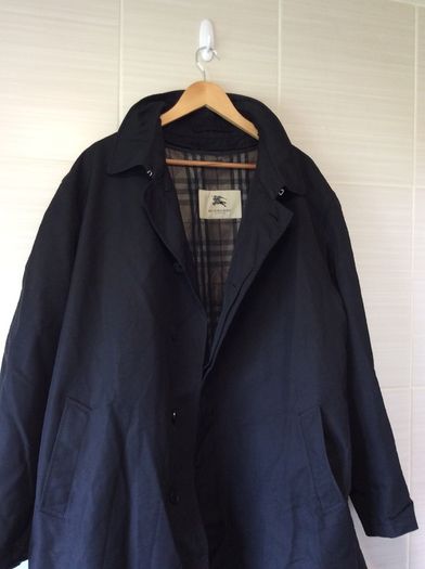 Burberry Mens Coat. Authentic Burberry Mens Coat. Collect In Dublin Or Receive Via Post.