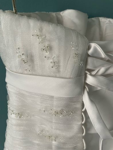 Never worn - Brand new Wedding Dress mermaid tail style
