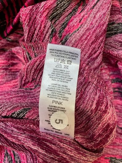 Gallery Ladies Pink Ruched top size 16 New with tags