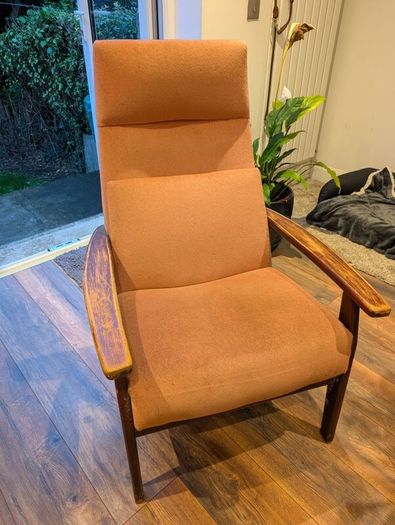 FREE Arm chair