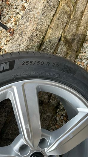 Audi q7 alloys with Michelin tyres