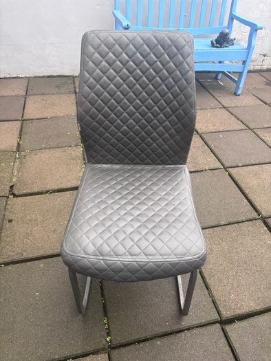 4 dining chairs