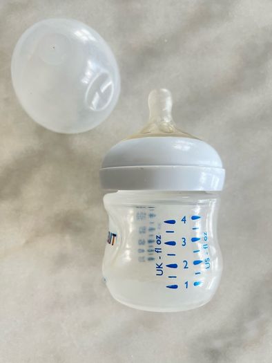 Avent Bottle 125 ml and corner protectors