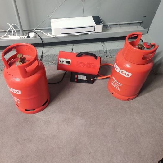 15kW Industrial Propane Gas Space Heater + 2 Gas Cylinders