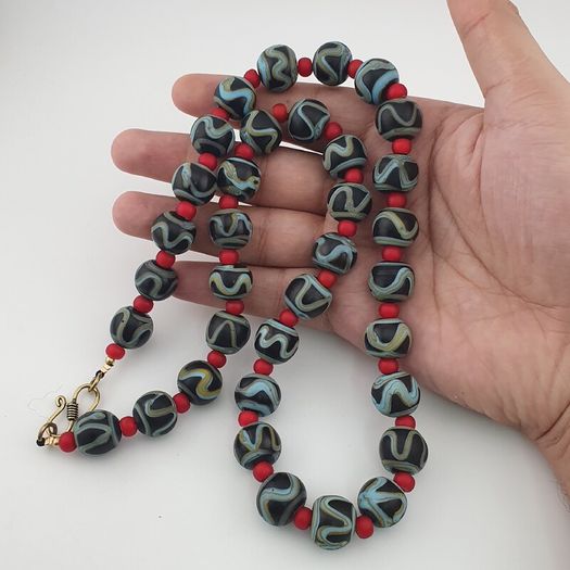 Antique Venetian Style Zigzag Pattern & Venetian WhiteHeart Glass Beads Necklace