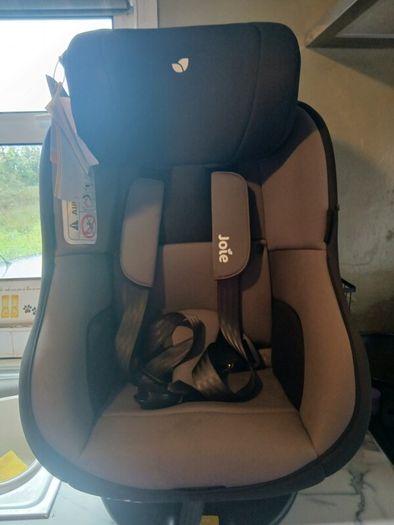 Jolie 360 Spin Car Seat with Isofix