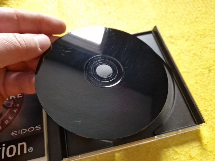 Whi wants to be a millionaire PlayStation1 ps1 PlayStation2 ps2 games Original